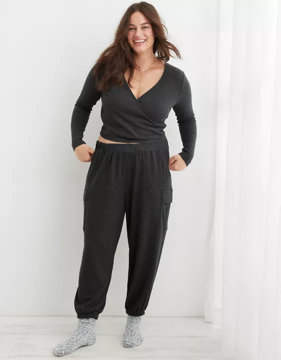 Aerie Traveler Waffle Cargo Jogger 5 Aerie Traveler Waffle Cargo Jogger - Image 3