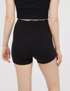 OFFLINE By Aerie Real Me High Waisted Crossover 3" Bike Short -Aerie Shop 0705 5164 073 ob