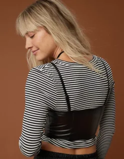 OFFLINE By Aerie Real Luxe Faux Leather Bra Top -Aerie Shop 2696 1471 073 ob